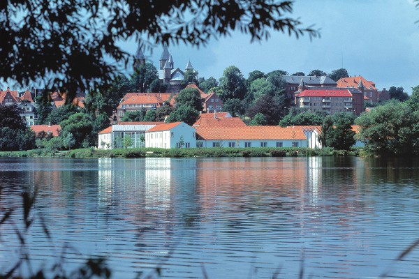 Golf Hotel Viborg set fra søen